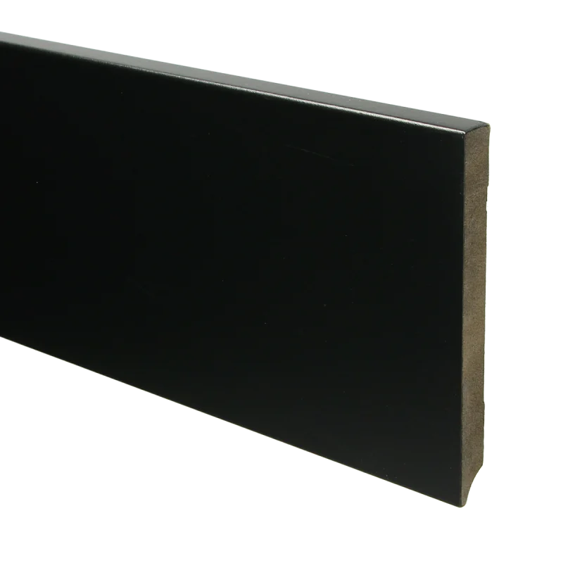 PPC - MDF Moderne plint 150x15 voorgelakt RAL 9005 - Hoge plint