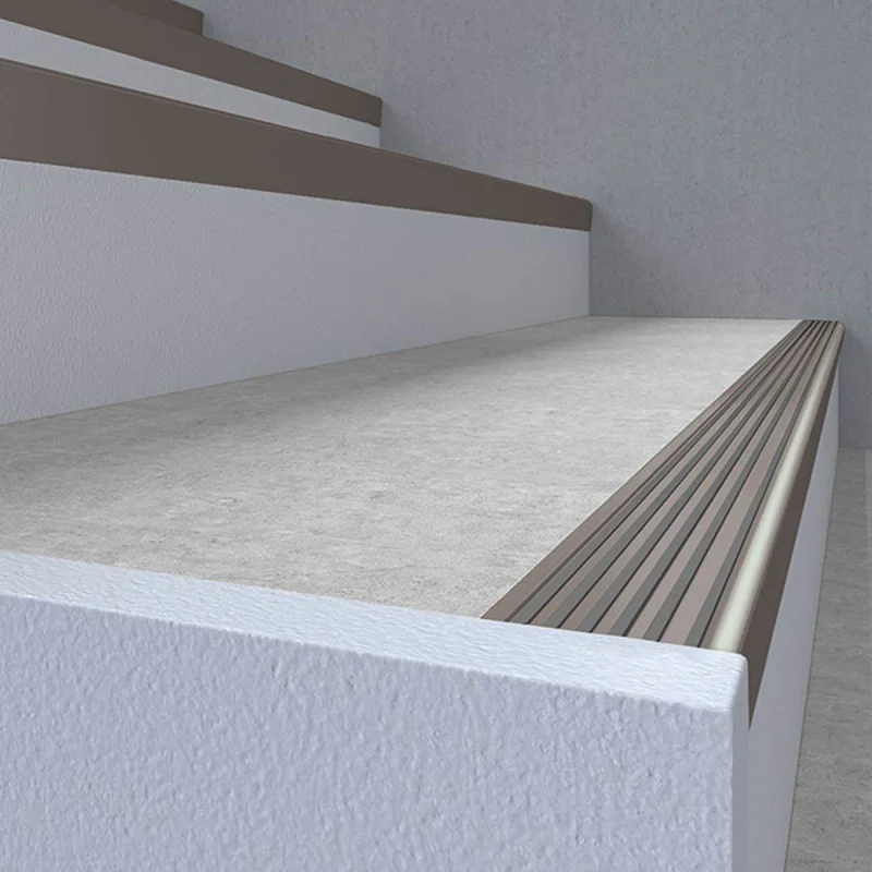 Döllken - Trapkant kunststof TKNG 2,5 40 zwart/lichtgr. 0110 - Traprenovatie profiel
